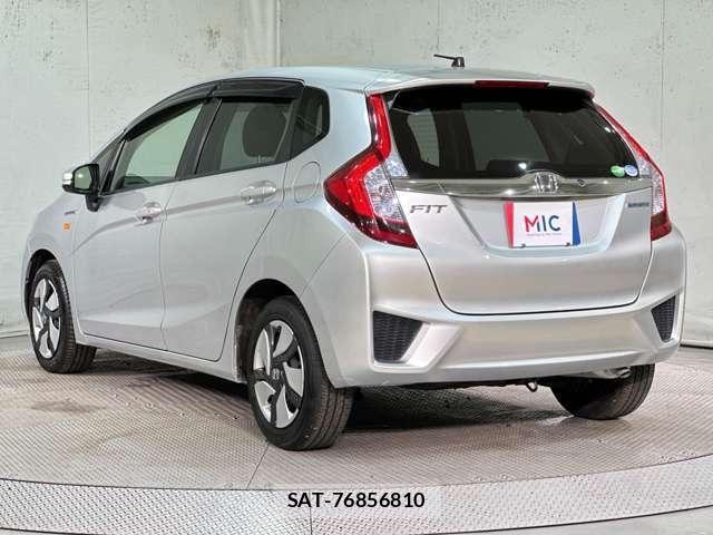 Honda FIT 2013-11 8412395-6