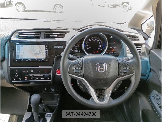Honda FIT 2017-11 8412394-11