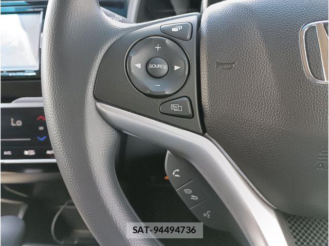 Honda FIT 2017-11 8412394-19