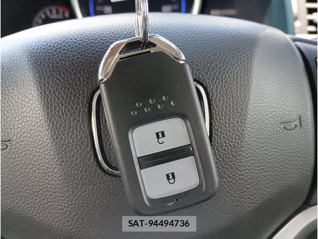 Honda FIT 2017-11 8412394-21