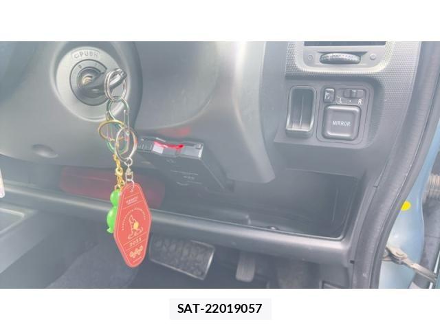 Honda FIT 2006-05 8412415-5