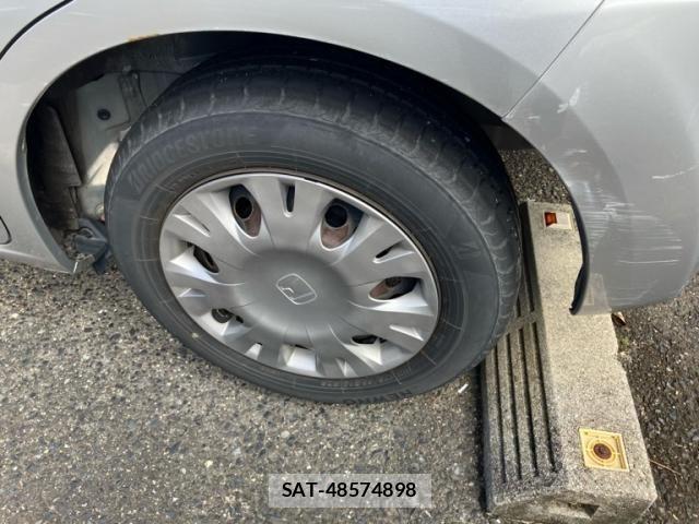 Honda FIT 2012-03 8412412-6