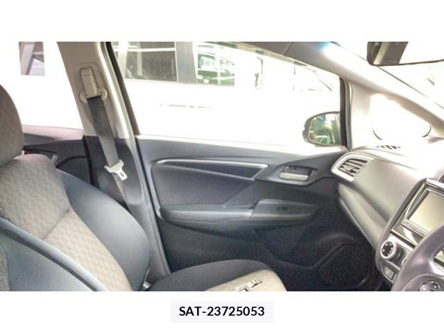 Honda FIT 2013-12 8412407-9