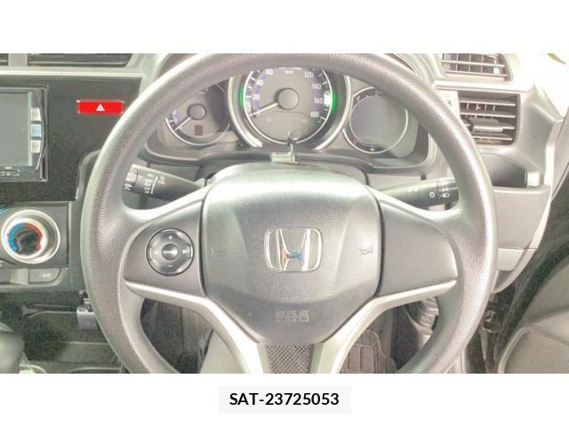 Honda FIT 2013-12 8412407-13