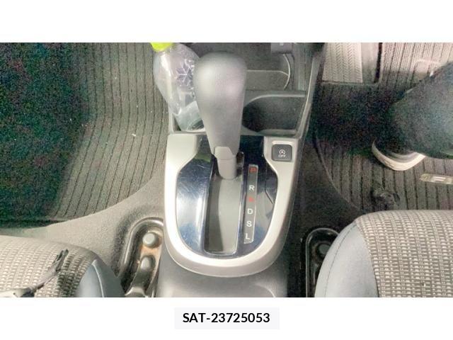 Honda FIT 2013-12 8412407-19