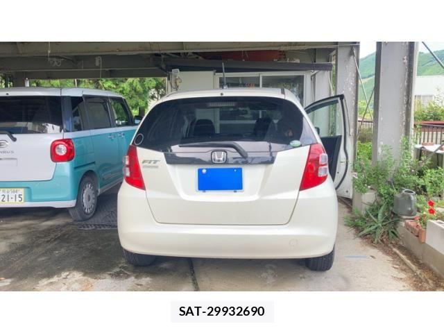 Honda FIT 2009-09 8412437-3