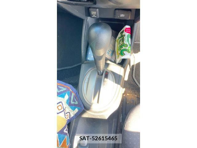 Honda FIT 2010-04 8412436-16