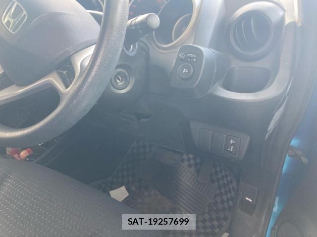 Honda FIT 2008-08 8412411-12
