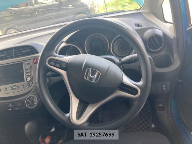 Honda FIT 2008-08 8412411-13