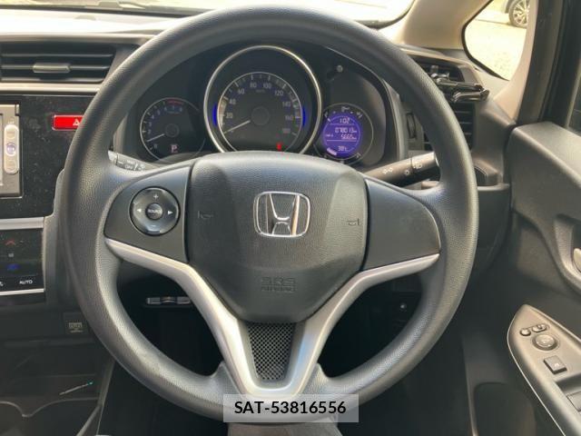 Honda FIT 2013-12 8412397-12