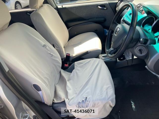 Honda FIT 2002-06 8412414-11
