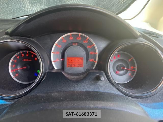 Honda FIT 2011-12 8412433-14