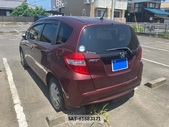 Honda FIT 2011-12 8412433-6