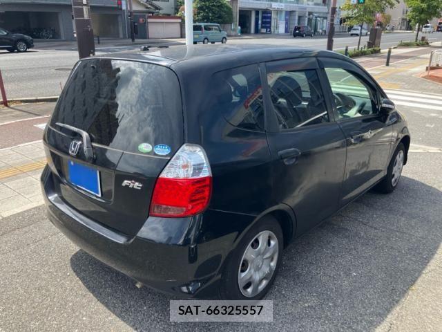 Honda FIT 2007-09 8412432-3