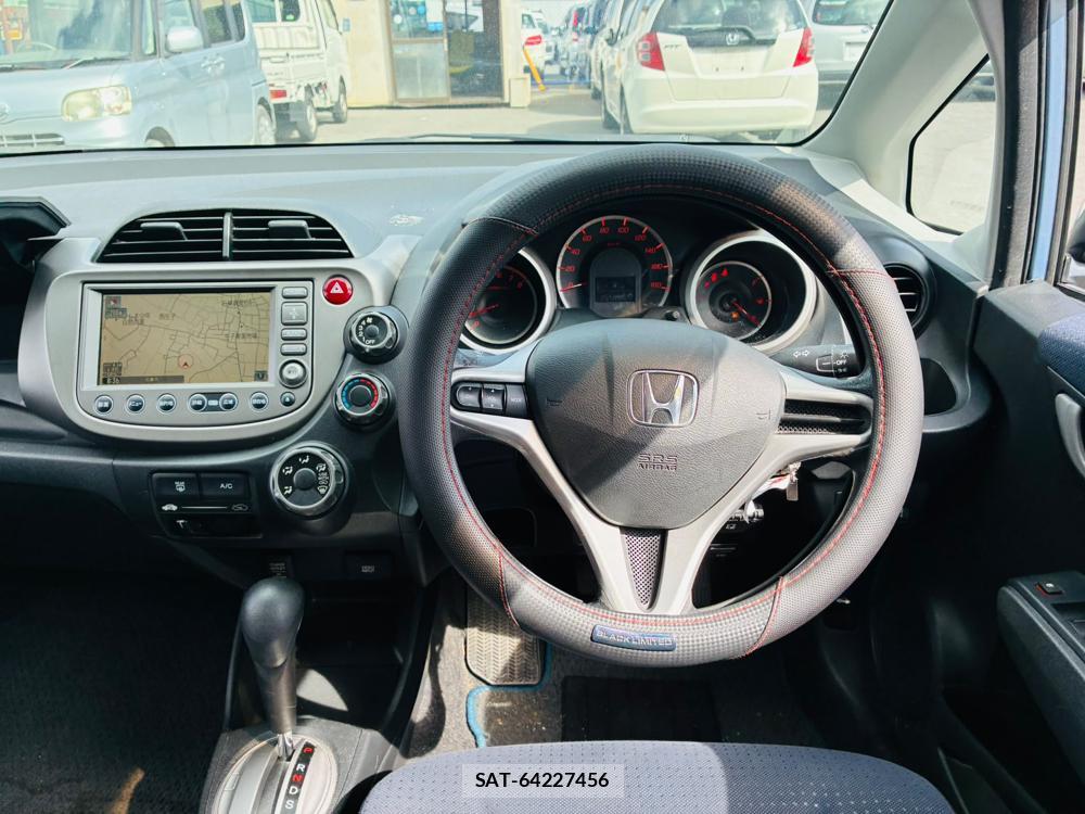 Honda FIT 2009/07 8173294-13
