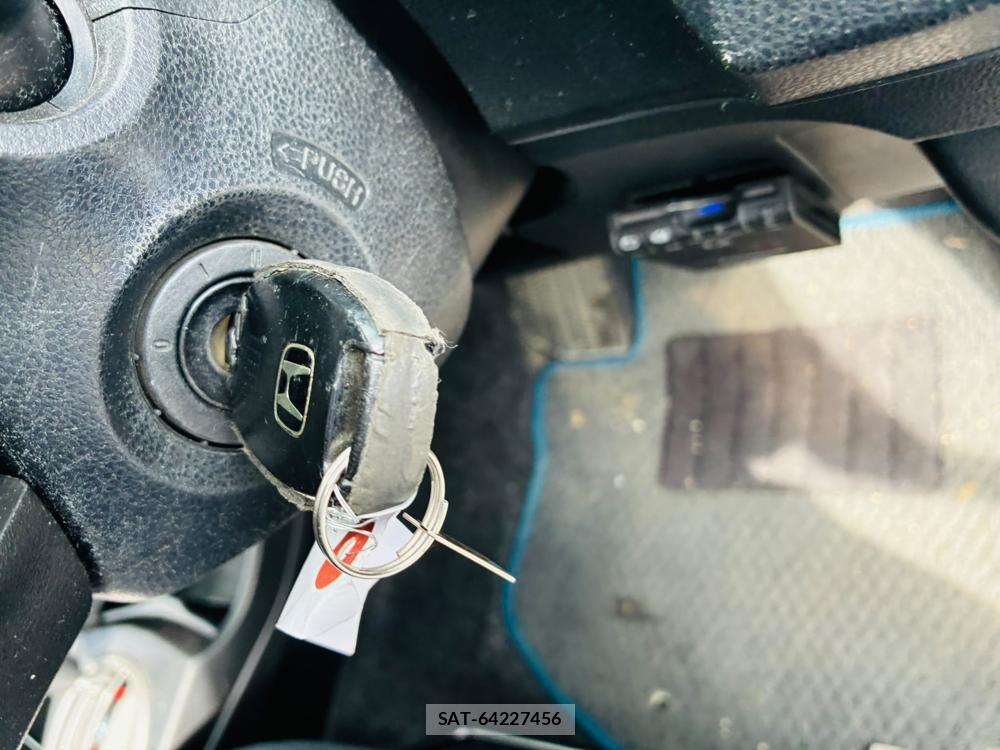 Honda FIT 2009/07 8173294-16