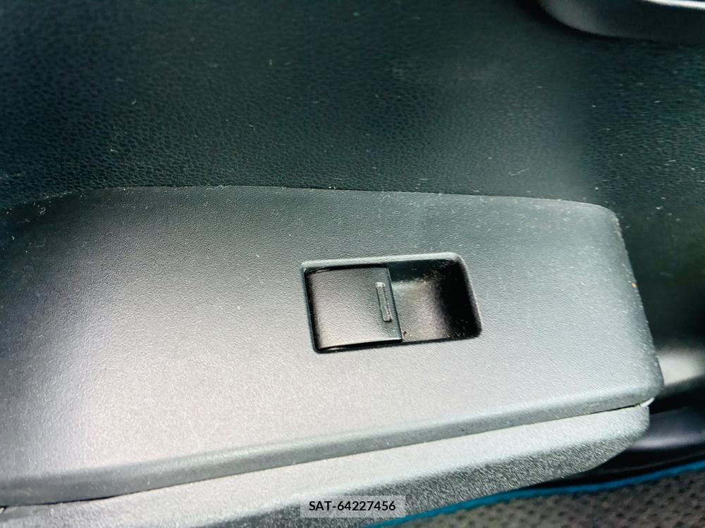 Honda FIT 2009/07 8173294-23