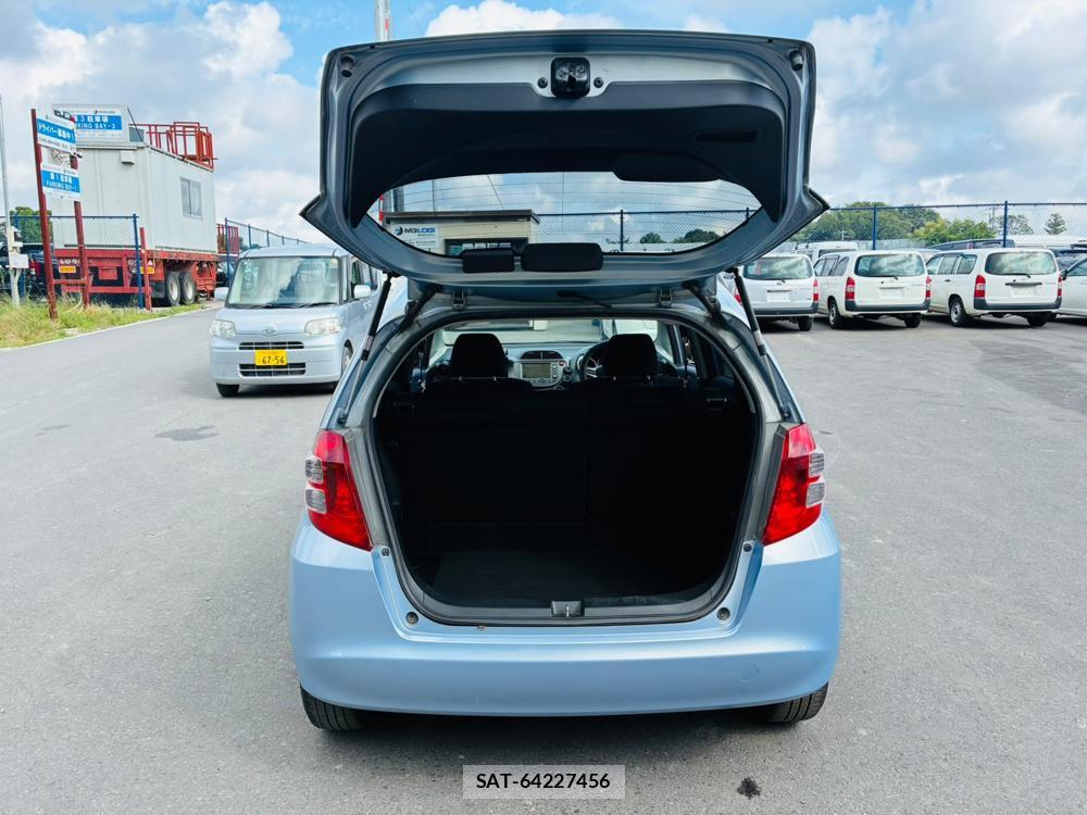 Honda FIT 2009/07 8173294-26