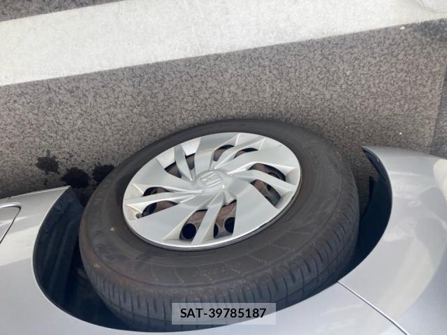 Honda FIT 2015-08 8438116-4
