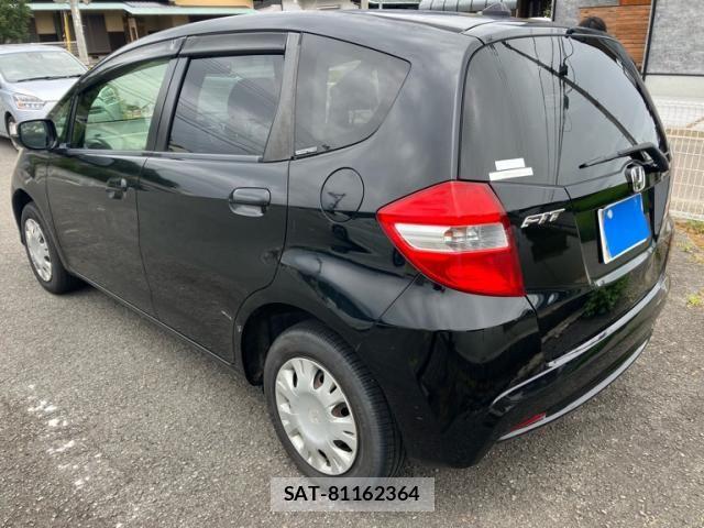 Honda FIT 2013-05 8438122-1