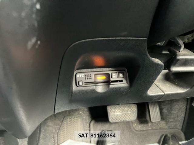 Honda FIT 2013-05 8438122-20