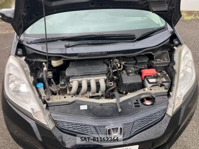 Honda FIT 2013-05 8438122-22