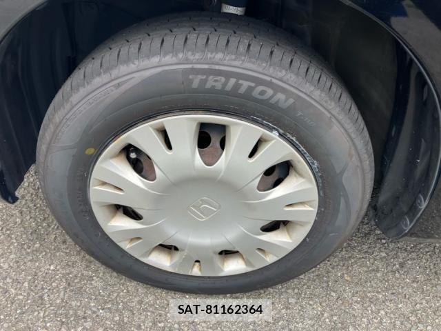 Honda FIT 2013-05 8438122-6