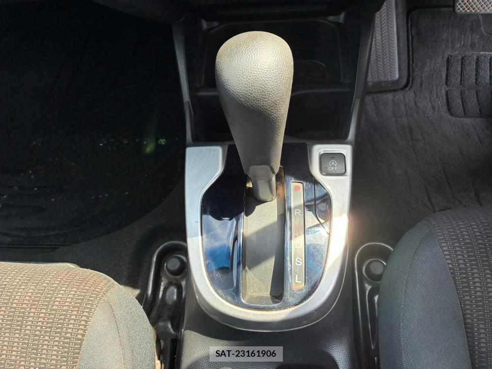 Honda FIT 2014-03 8234146-18