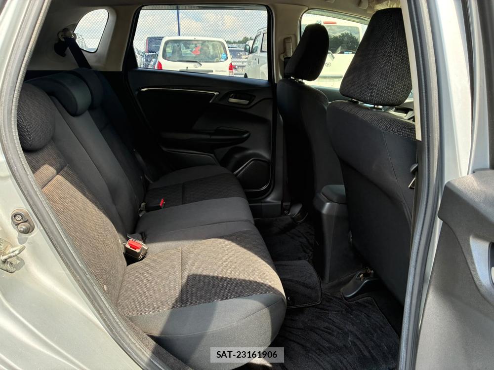 Honda FIT 2014-03 8234146-8