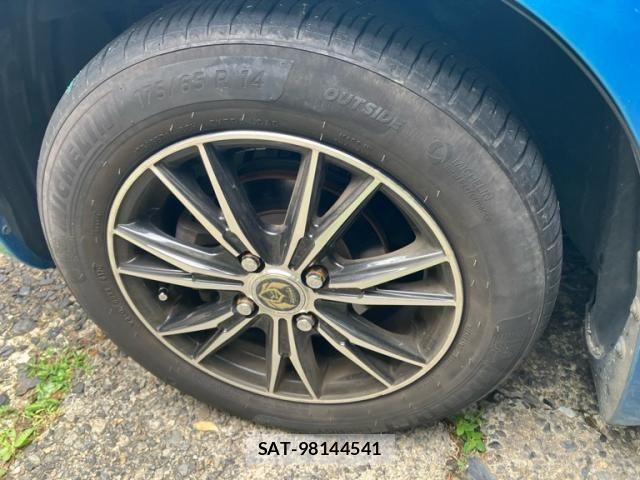 Honda FIT 2009-08 8438117-13