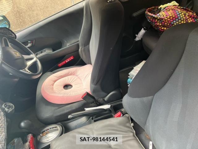 Honda FIT 2009-08 8438117-14