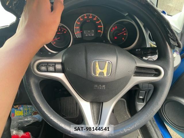 Honda FIT 2009-08 8438117-17