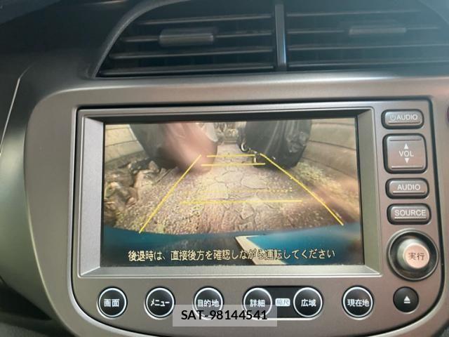 Honda FIT 2009-08 8438117-20