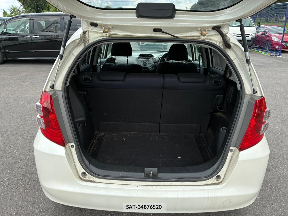 Honda FIT 2010/09 8173295-23