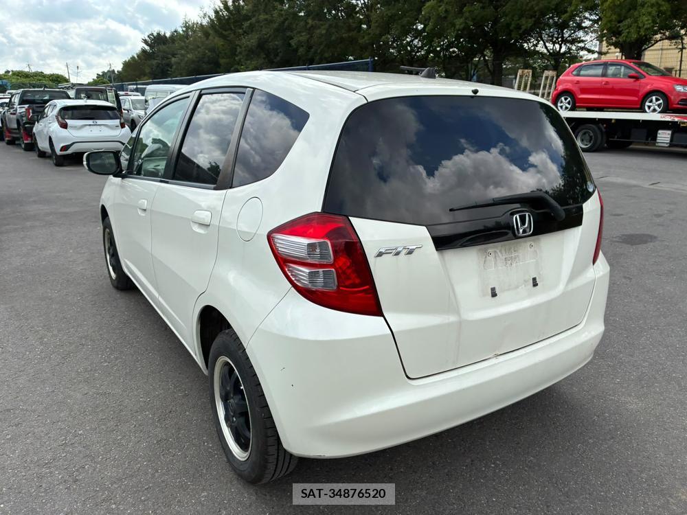 Honda FIT 2010/09 8173295-2