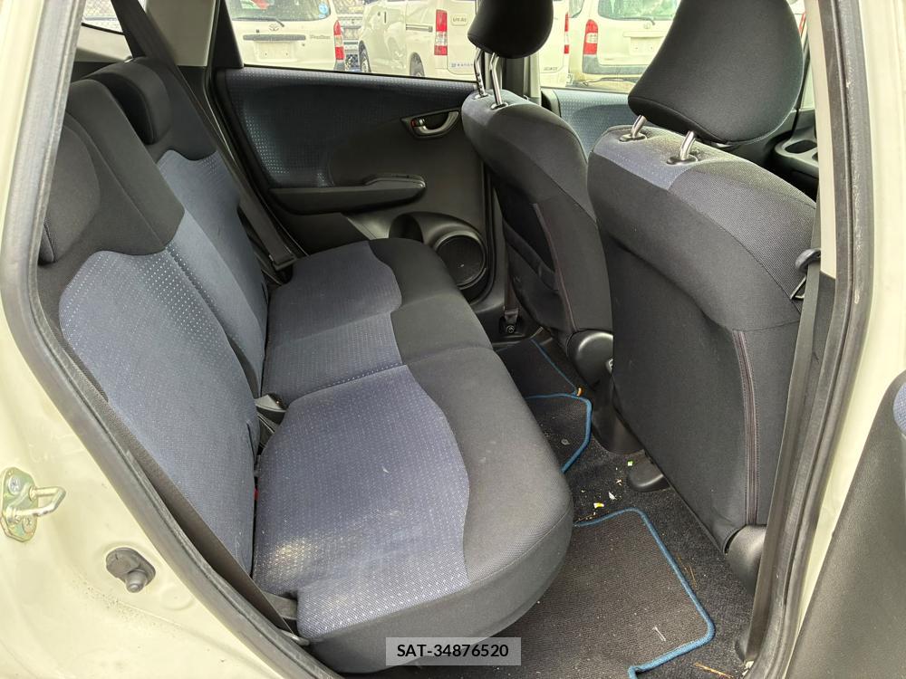 Honda FIT 2010/09 8173295-8
