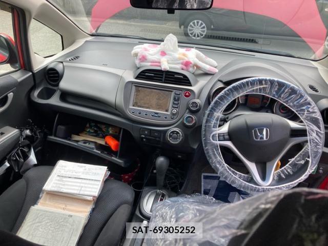 Honda FIT 2011-10 8438118-16
