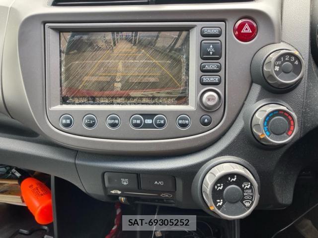 Honda FIT 2011-10 8438118-23