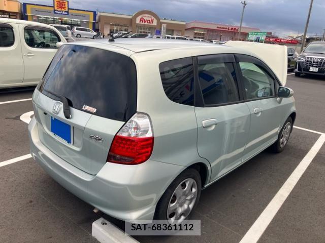 Honda FIT 2007-09 8457469-3