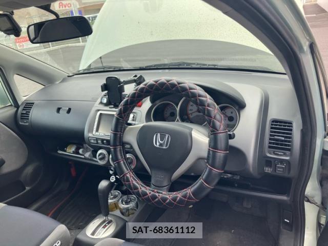 Honda FIT 2007-09 8457469-7