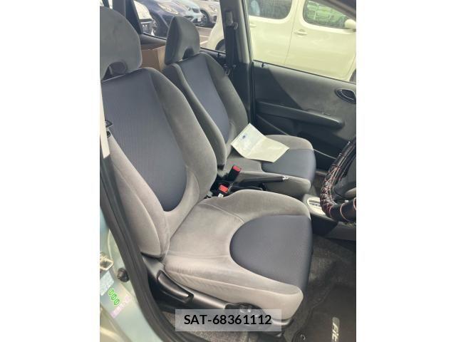 Honda FIT 2007-09 8457469-8