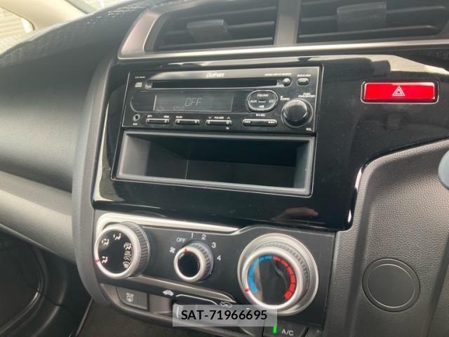 Honda FIT 2015-05 8457468-13
