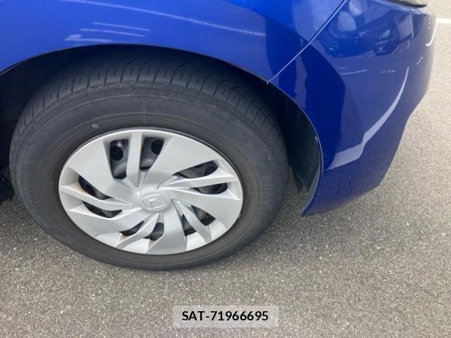 Honda FIT 2015-05 8457468-4
