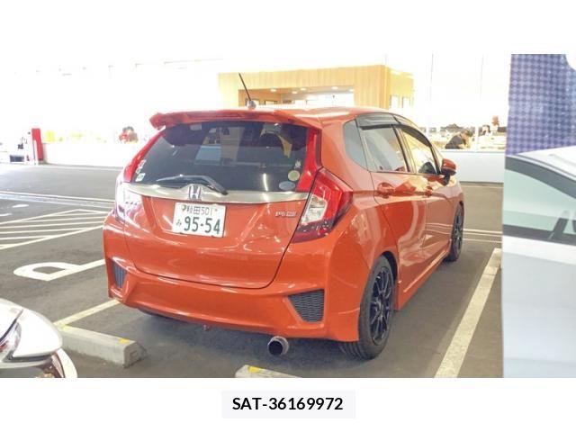 Honda FIT 2013-12 8485400-1