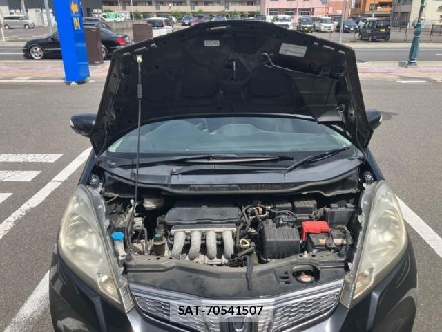 Honda FIT 2012-03 8485407-16
