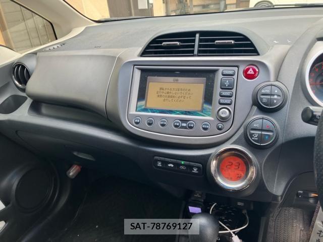 Honda FIT 2011-10 8485406-18