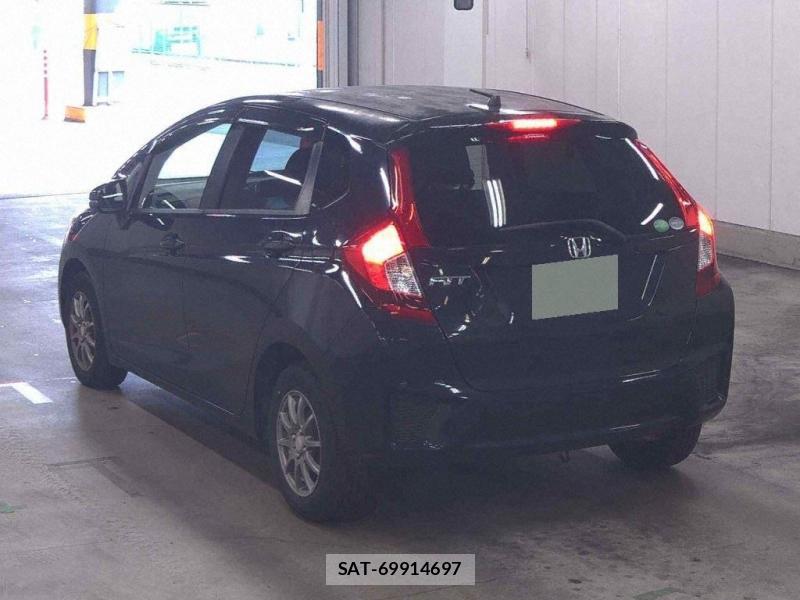 Honda FIT 2013-12 8365916-2
