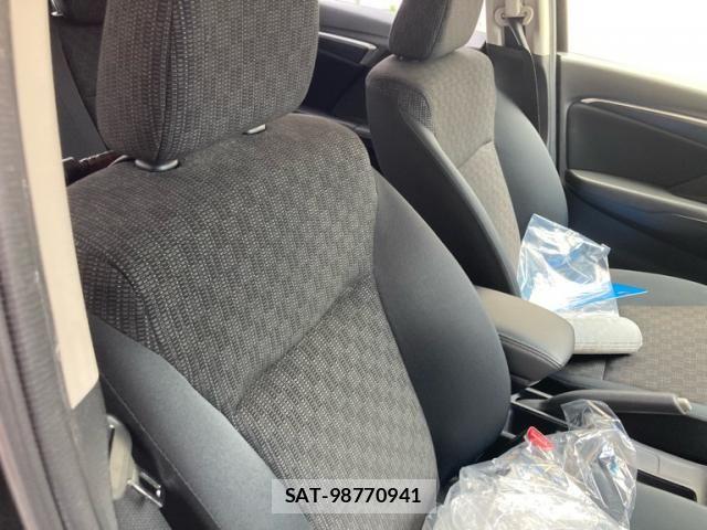 Honda FIT 2016-03 8485402-10