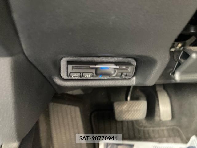 Honda FIT 2016-03 8485402-19
