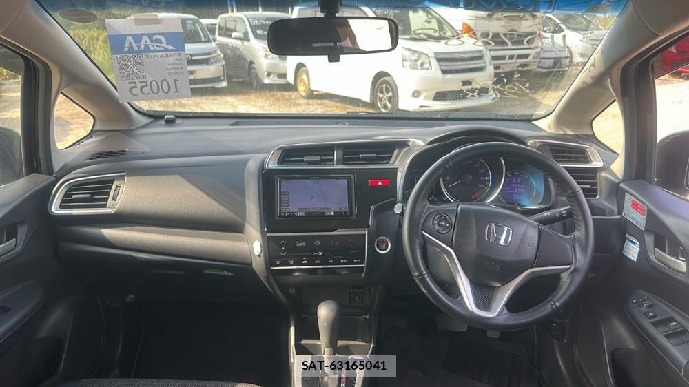 Honda FIT 2015-06 8448107-12